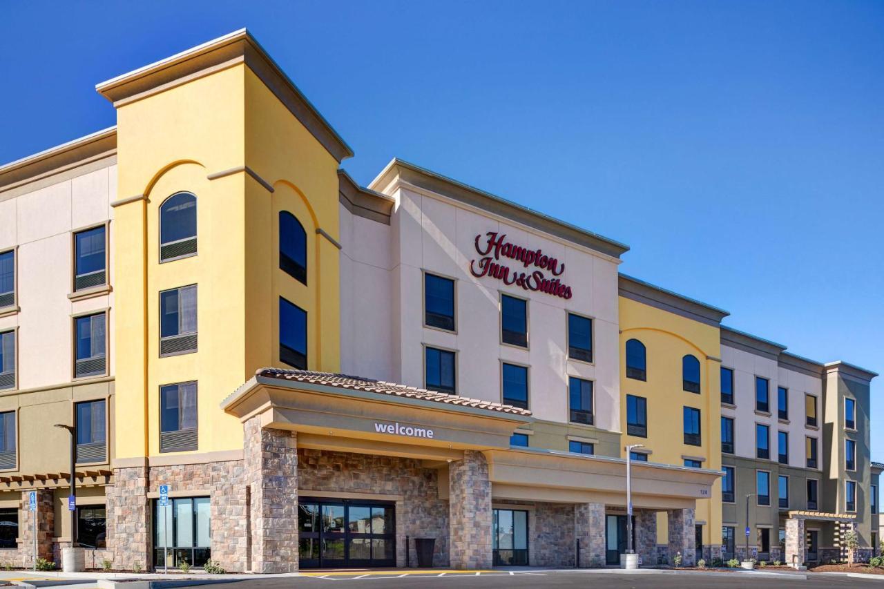Hampton Inn & Suites 滨海城 外观 照片