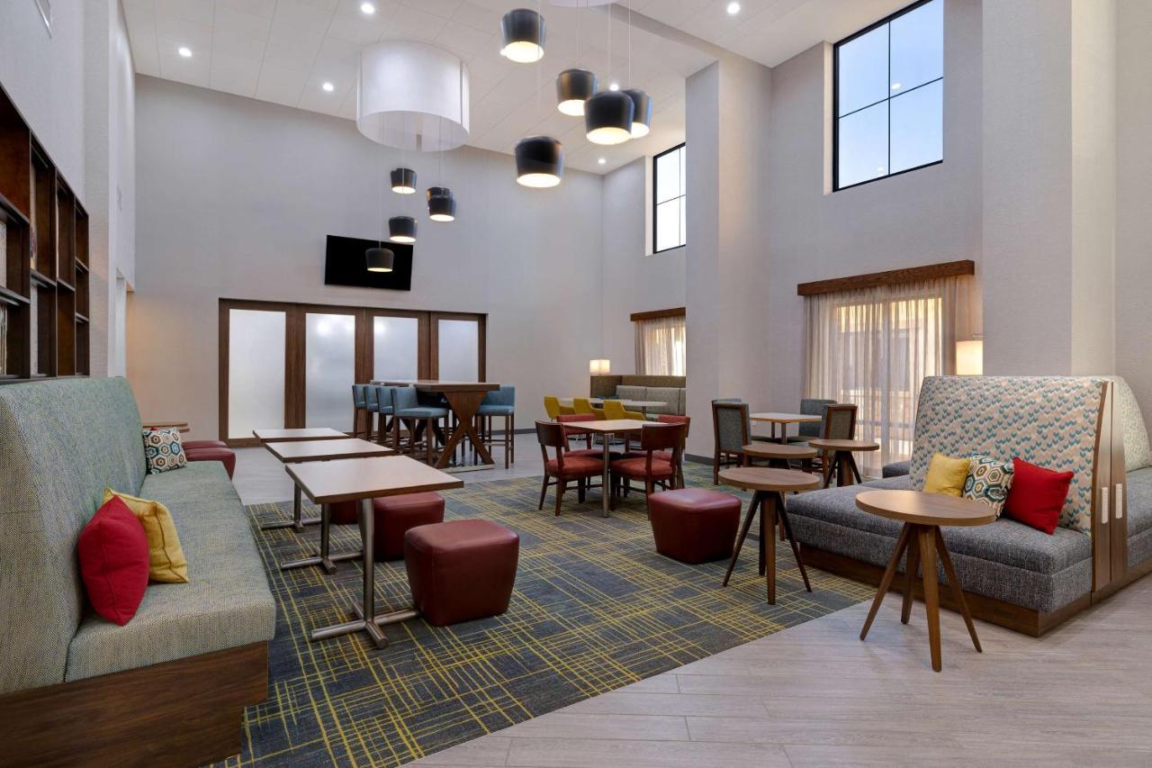 Hampton Inn & Suites 滨海城 外观 照片