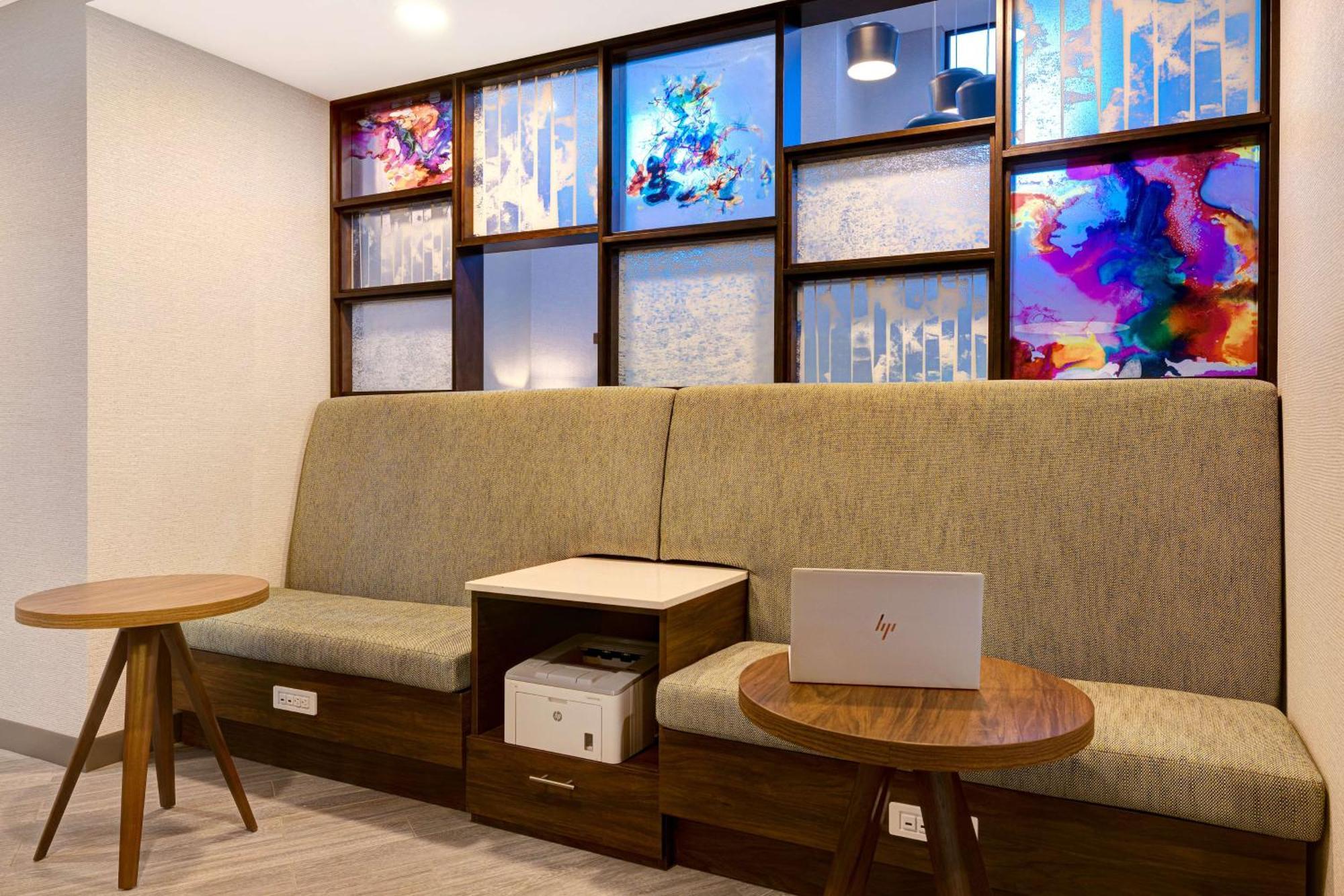 Hampton Inn & Suites 滨海城 外观 照片