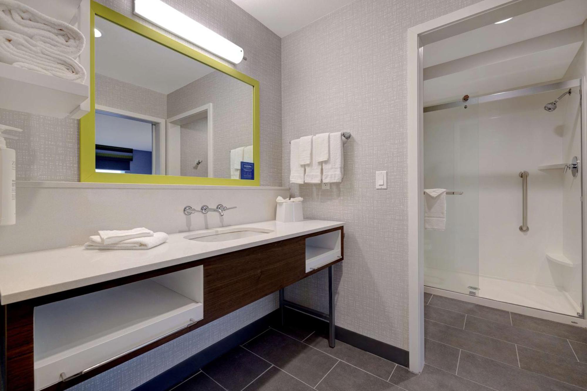 Hampton Inn & Suites 滨海城 外观 照片