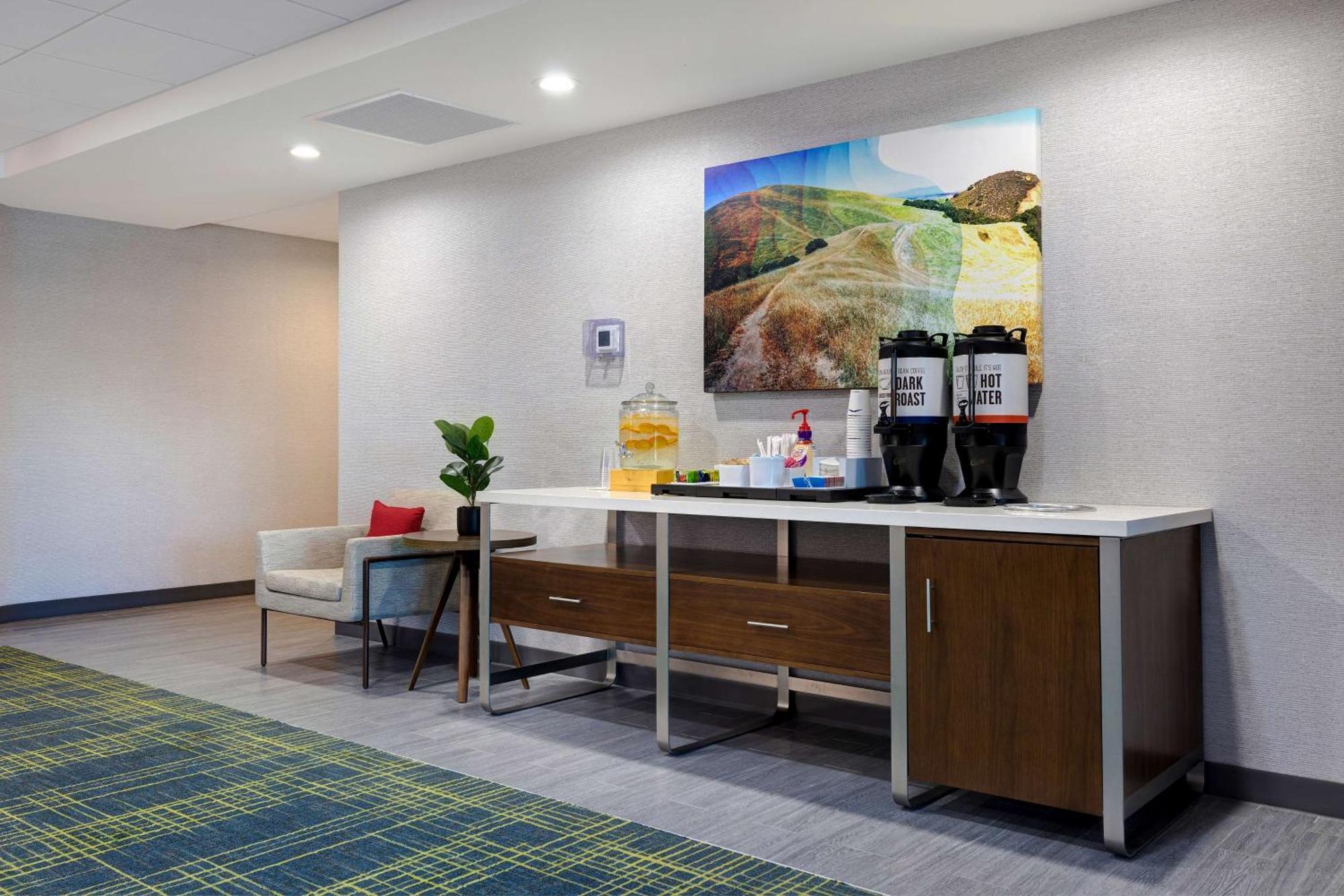 Hampton Inn & Suites 滨海城 外观 照片