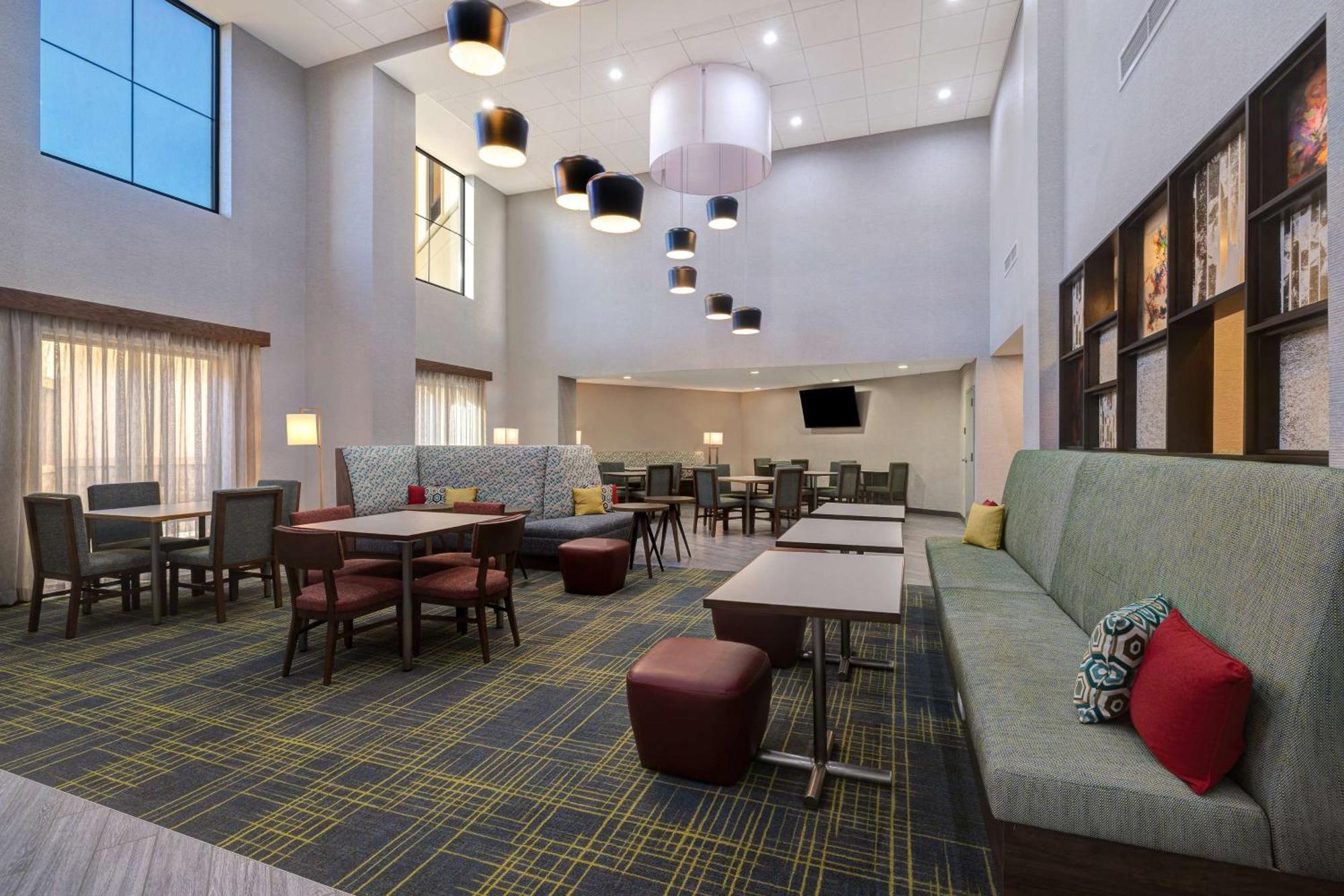 Hampton Inn & Suites 滨海城 外观 照片