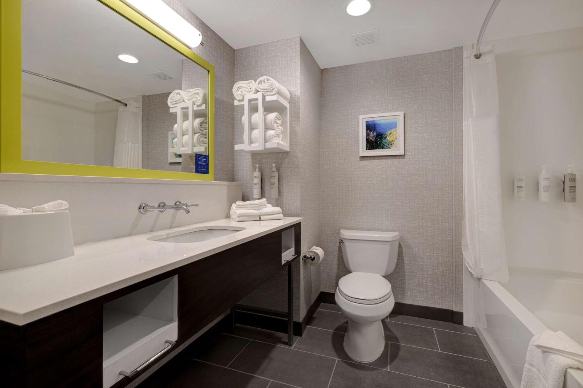 Hampton Inn & Suites 滨海城 外观 照片